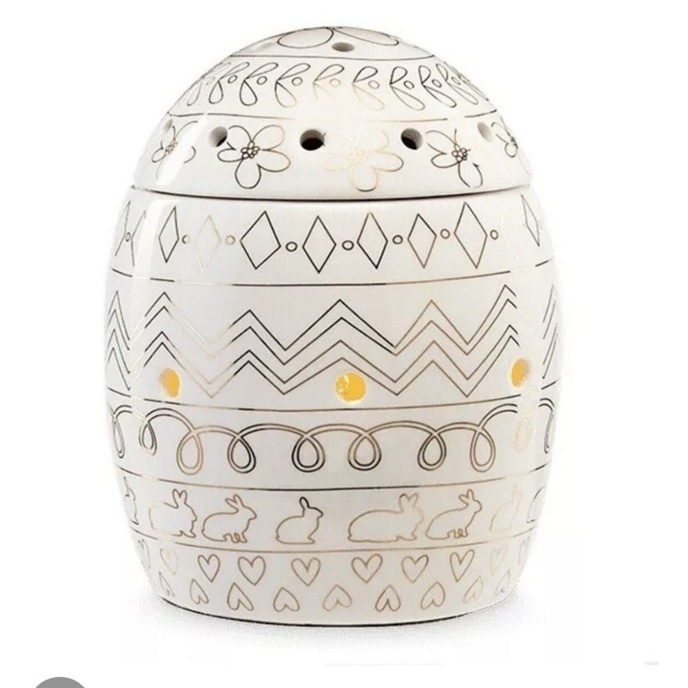 Egg-Press Yourself Scentsy Warmer *You do the coloring* New in Box Retired